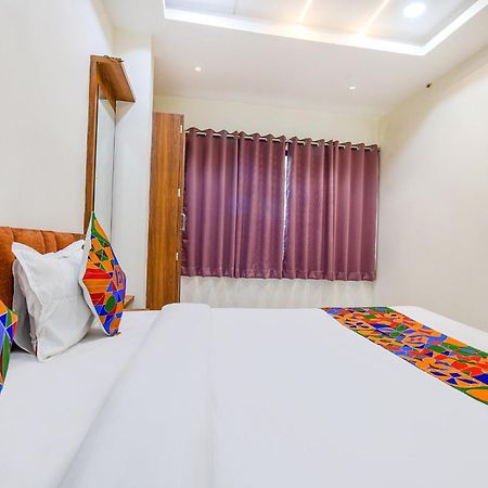 Fabhotel Shree Nakoda Paradise 우자인 외부 사진