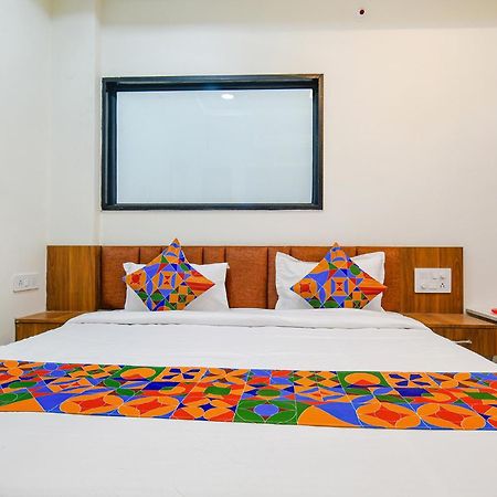 Fabhotel Shree Nakoda Paradise 우자인 외부 사진